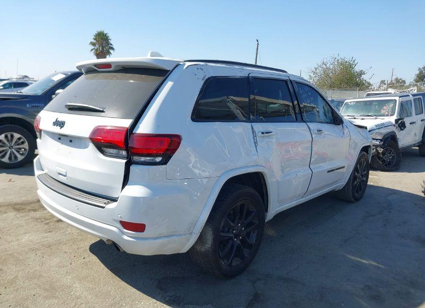 Photo 4 of 2020 Jeep Grand CHEROKEE ALTITUDE 4X2 (VIN 1C4RJEAG6LC391719)