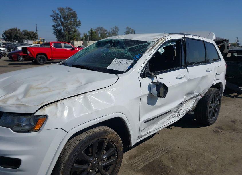 Photo 6 of 2020 Jeep Grand CHEROKEE ALTITUDE 4X2 (VIN 1C4RJEAG6LC391719)