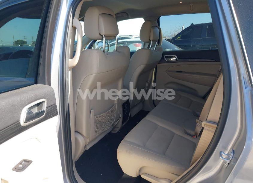 Photo 8 of 2021 Jeep Grand CHEROKEE LAREDO E 4X2 (VIN 1C4RJEAG6MC719089)