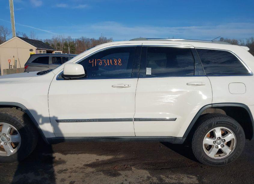 Photo 14 of 2012 Jeep Grand CHEROKEE LAREDO (VIN 1C4RJEAG7CC162577)