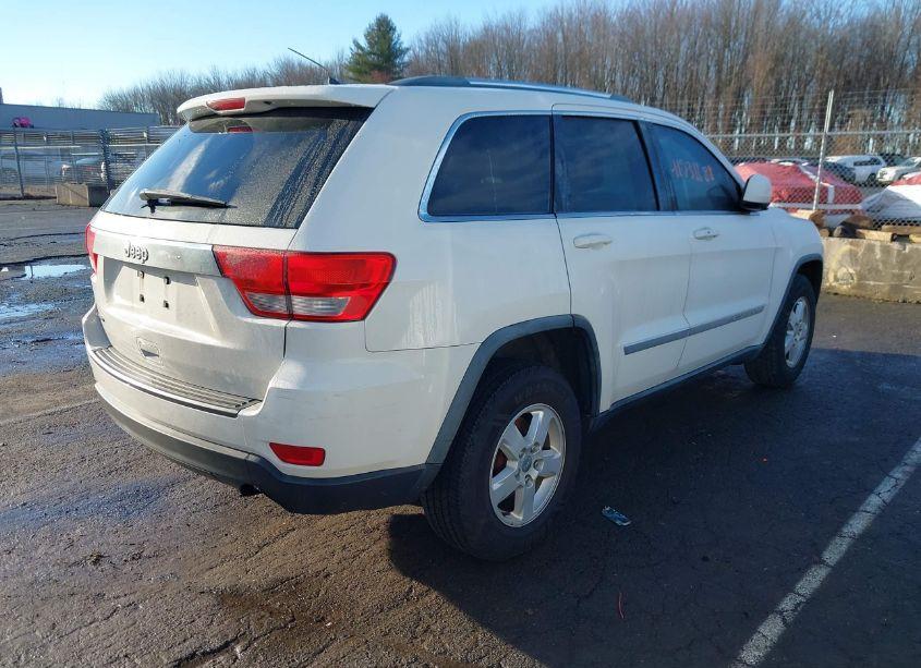Photo 4 of 2012 Jeep Grand CHEROKEE LAREDO (VIN 1C4RJEAG7CC162577)