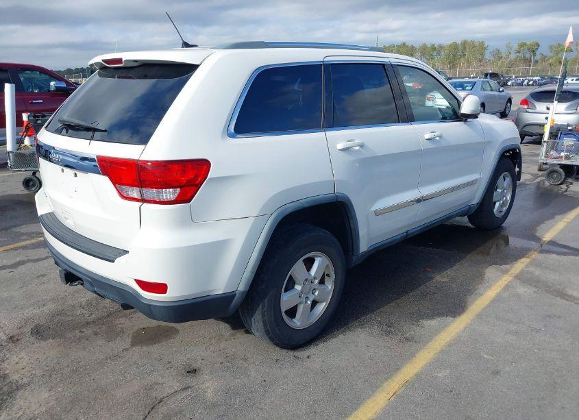 Photo 4 of 2012 Jeep Grand CHEROKEE LAREDO (VIN 1C4RJEAG7CC162675)