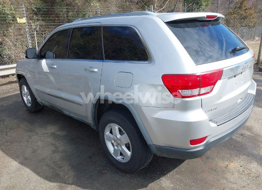 Photo 3 of 2012 Jeep Grand CHEROKEE LAREDO (VIN 1C4RJEAG7CC187320)