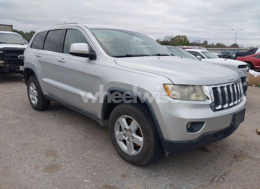2012 Jeep Grand CHEROKEE LAREDO (VIN 1C4RJEAG7CC305351) main photo