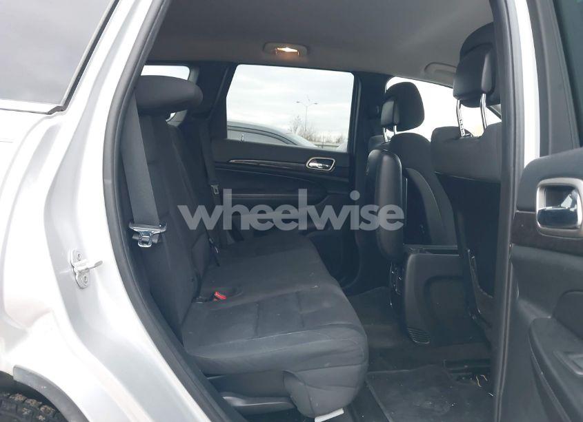 Photo 8 of 2012 Jeep Grand CHEROKEE LAREDO (VIN 1C4RJEAG7CC305351)