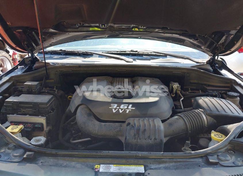 Photo 10 of 2012 Jeep Grand CHEROKEE LAREDO (VIN 1C4RJEAG7CC314082)