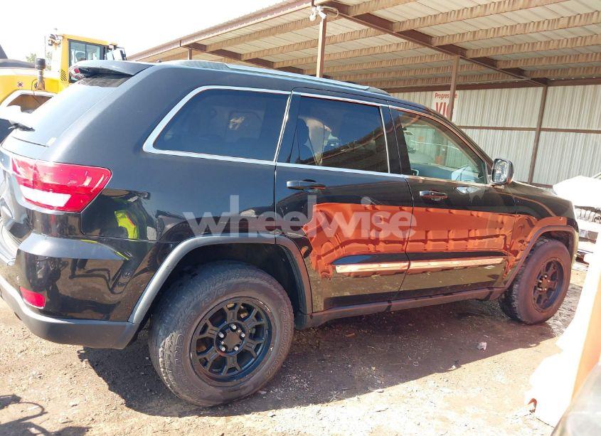 Photo 12 of 2012 Jeep Grand CHEROKEE LAREDO (VIN 1C4RJEAG7CC314082)