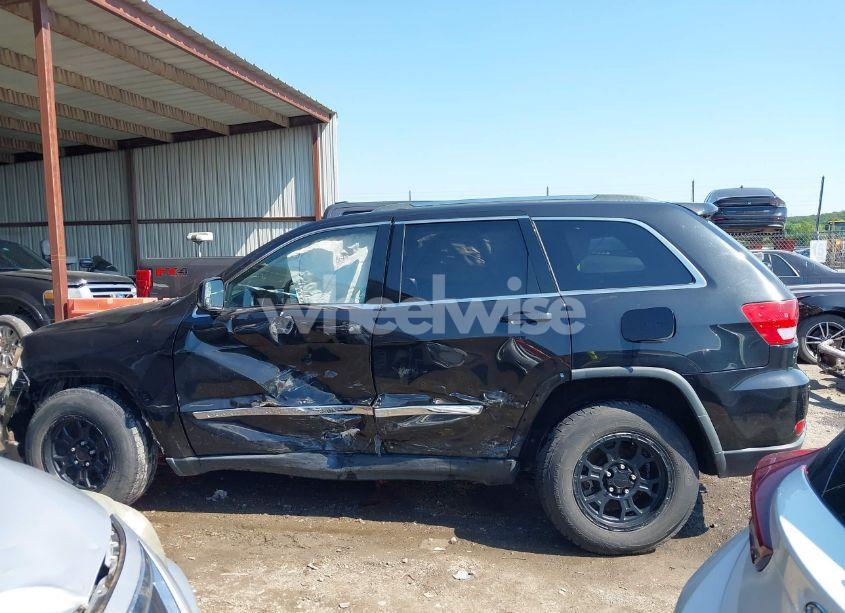 Photo 13 of 2012 Jeep Grand CHEROKEE LAREDO (VIN 1C4RJEAG7CC314082)