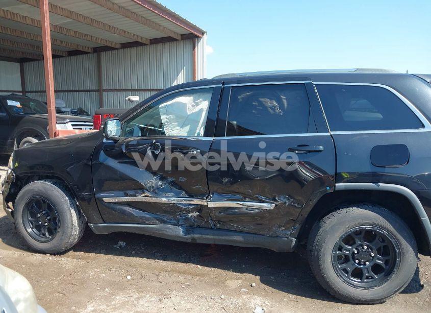 Photo 6 of 2012 Jeep Grand CHEROKEE LAREDO (VIN 1C4RJEAG7CC314082)