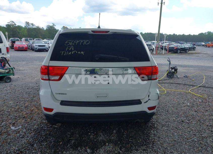 Photo 16 of 2013 Jeep Grand CHEROKEE LAREDO (VIN 1C4RJEAG7DC569770)