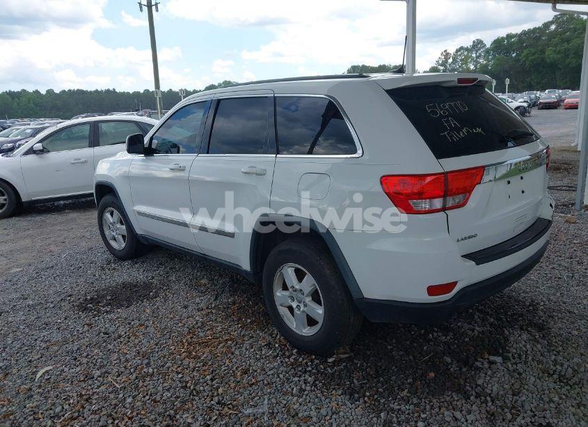 Photo 3 of 2013 Jeep Grand CHEROKEE LAREDO (VIN 1C4RJEAG7DC569770)