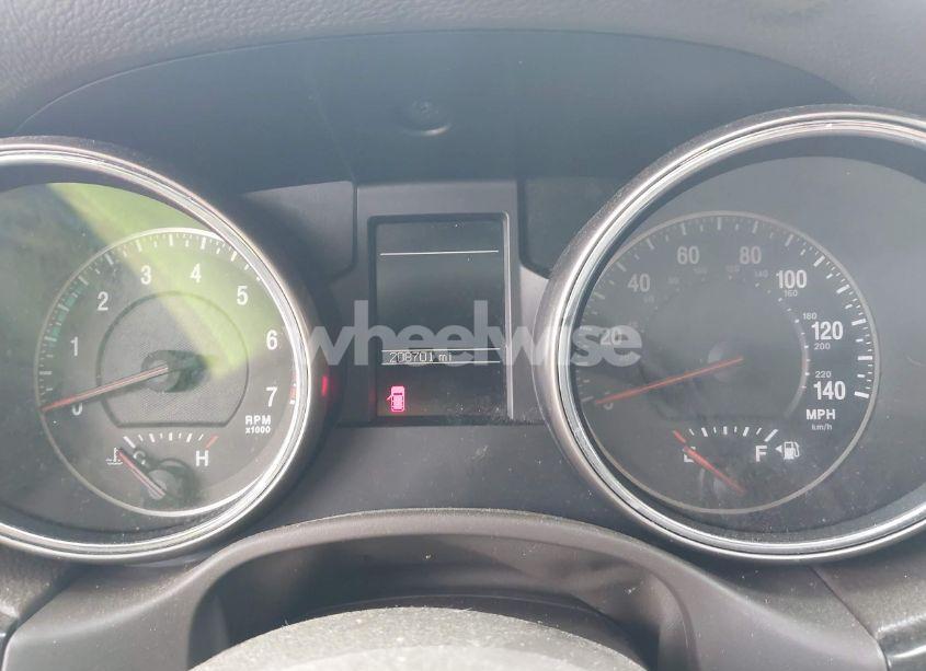 Photo 7 of 2013 Jeep Grand CHEROKEE LAREDO (VIN 1C4RJEAG7DC569770)