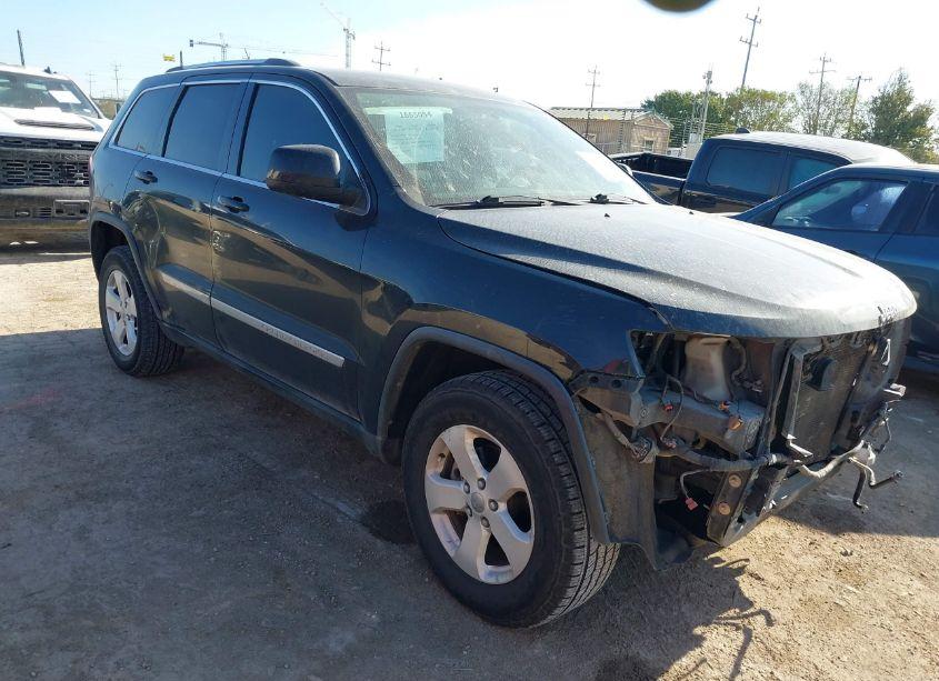 2013 Jeep Grand CHEROKEE LAREDO (VIN 1C4RJEAG7DC569879) main photo