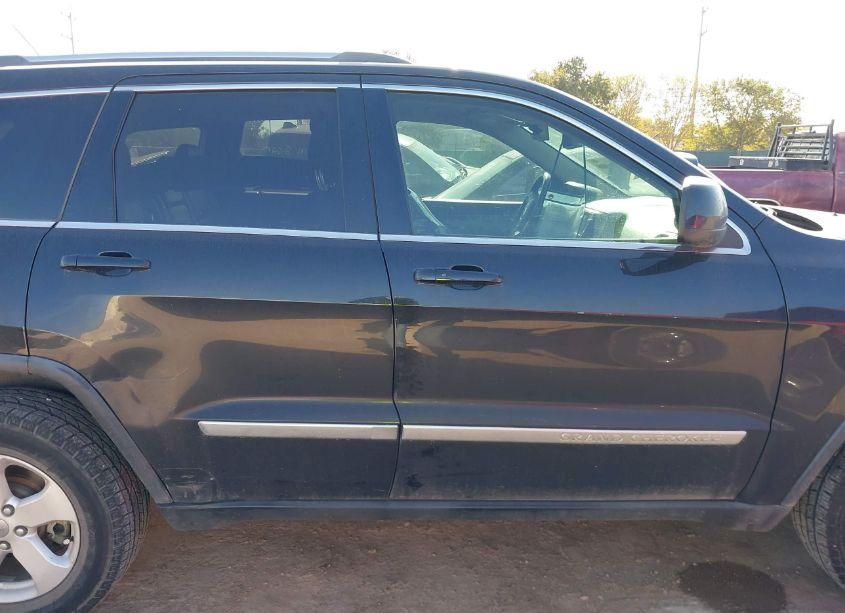 Photo 14 of 2013 Jeep Grand CHEROKEE LAREDO (VIN 1C4RJEAG7DC569879)