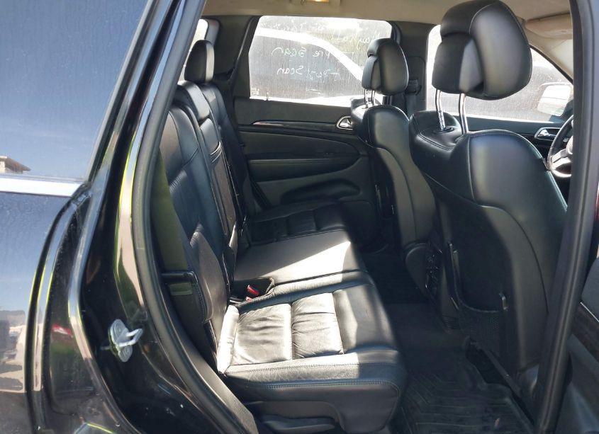 Photo 8 of 2013 Jeep Grand CHEROKEE LAREDO (VIN 1C4RJEAG7DC569879)