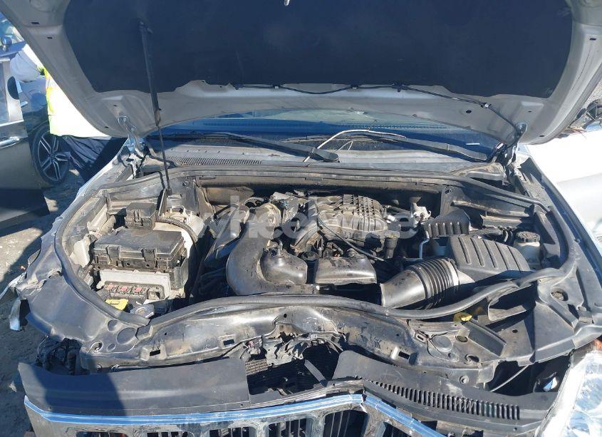 Photo 10 of 2013 Jeep Grand CHEROKEE LAREDO (VIN 1C4RJEAG7DC591557)