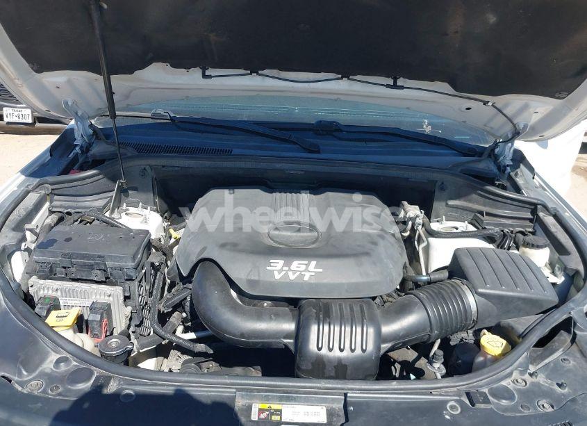 Photo 10 of 2014 Jeep Grand CHEROKEE LAREDO (VIN 1C4RJEAG7EC120221)