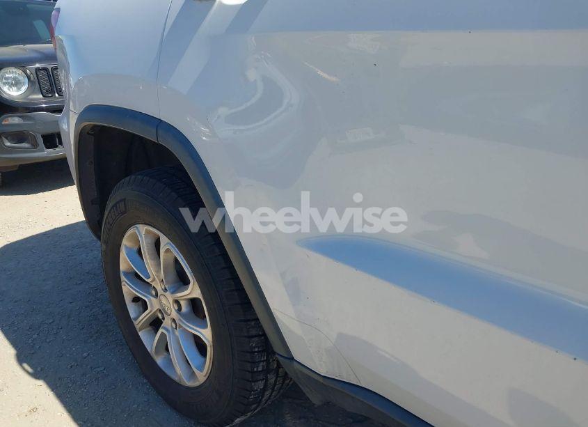 Photo 17 of 2014 Jeep Grand CHEROKEE LAREDO (VIN 1C4RJEAG7EC120221)