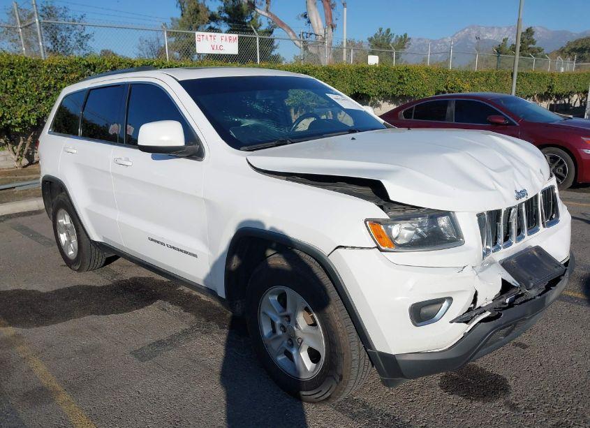 2015 Jeep Grand CHEROKEE LAREDO (VIN 1C4RJEAG7FC792460) main photo