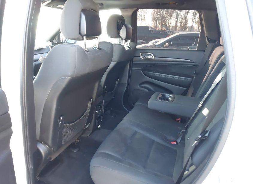Photo 8 of 2015 Jeep Grand CHEROKEE LAREDO (VIN 1C4RJEAG7FC792460)