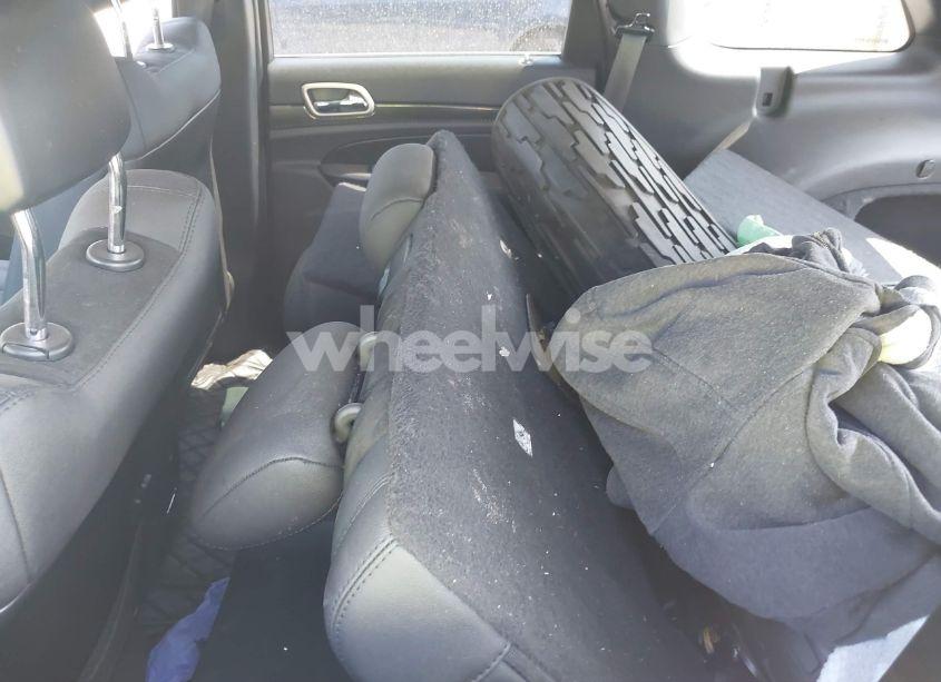 Photo 8 of 2015 Jeep Grand CHEROKEE LAREDO (VIN 1C4RJEAG7FC792832)