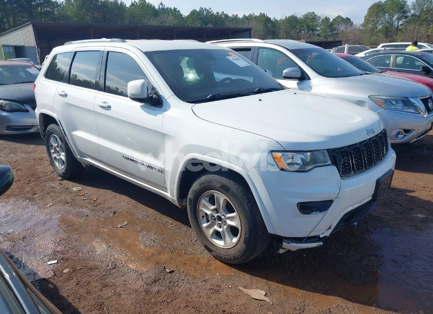 2017 Jeep Grand CHEROKEE LAREDO 4X2 (VIN 1C4RJEAG7HC637684) main photo