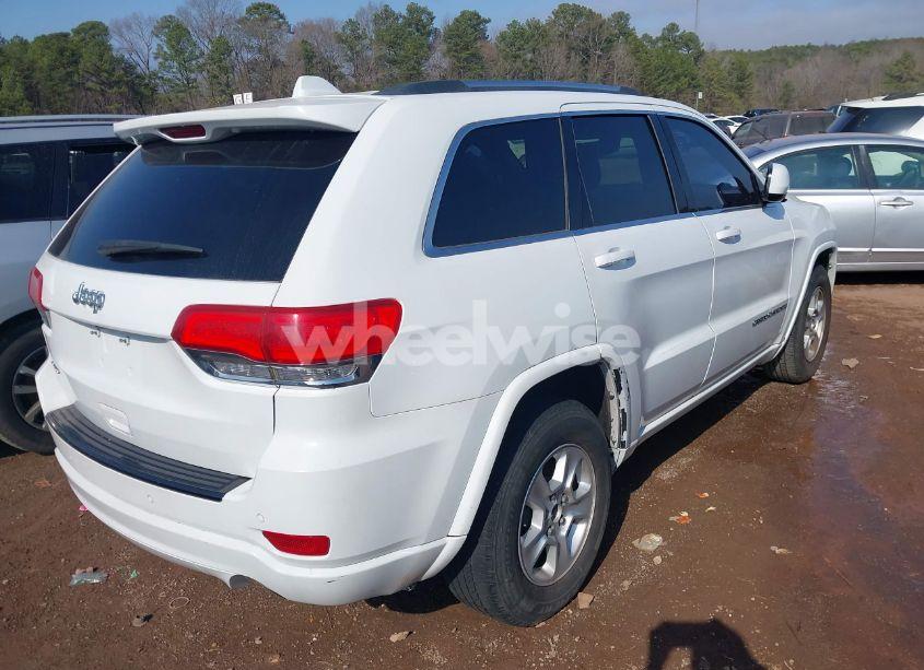 Photo 4 of 2017 Jeep Grand CHEROKEE LAREDO 4X2 (VIN 1C4RJEAG7HC637684)