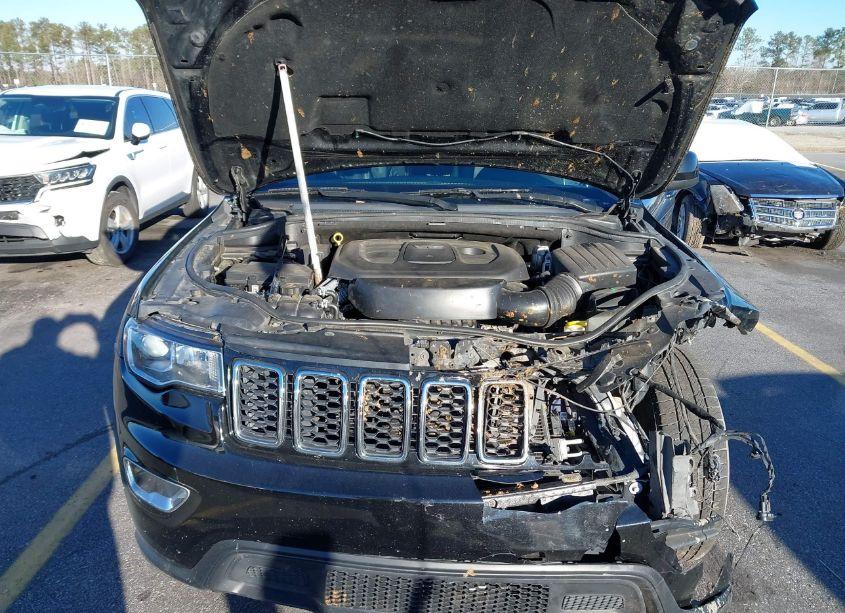 Photo 10 of 2017 Jeep Grand CHEROKEE LAREDO 4X2 (VIN 1C4RJEAG7HC804951)
