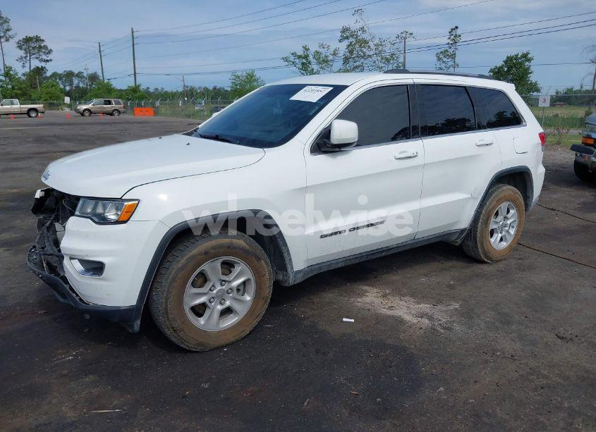 Photo 2 of 2017 Jeep Grand CHEROKEE LAREDO 4X2 (VIN 1C4RJEAG7HC929917)