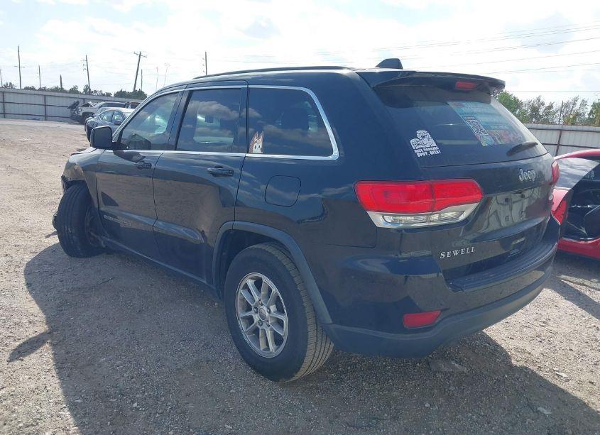 Photo 3 of 2018 Jeep Grand CHEROKEE LAREDO 4X2 (VIN 1C4RJEAG7JC455411)