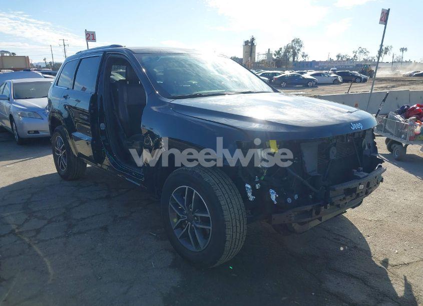 2019 Jeep Grand CHEROKEE LAREDO E 4X2 (VIN 1C4RJEAG7KC852263) main photo