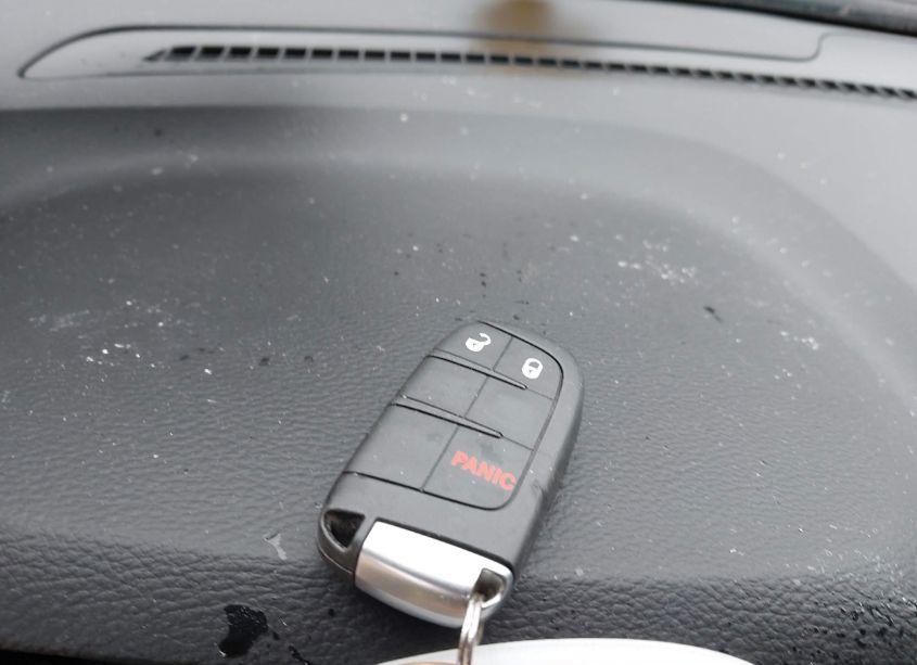 Photo 11 of 2021 Jeep Grand CHEROKEE LAREDO E 4X2 (VIN 1C4RJEAG7MC785375)