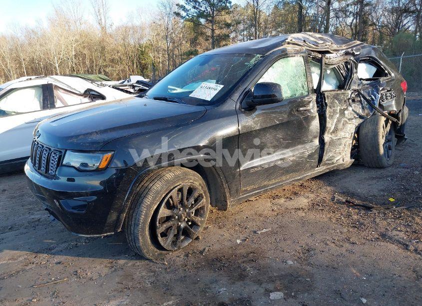 Photo 2 of 2021 Jeep Grand CHEROKEE LAREDO X 4X2 (VIN 1C4RJEAG7MC791130)