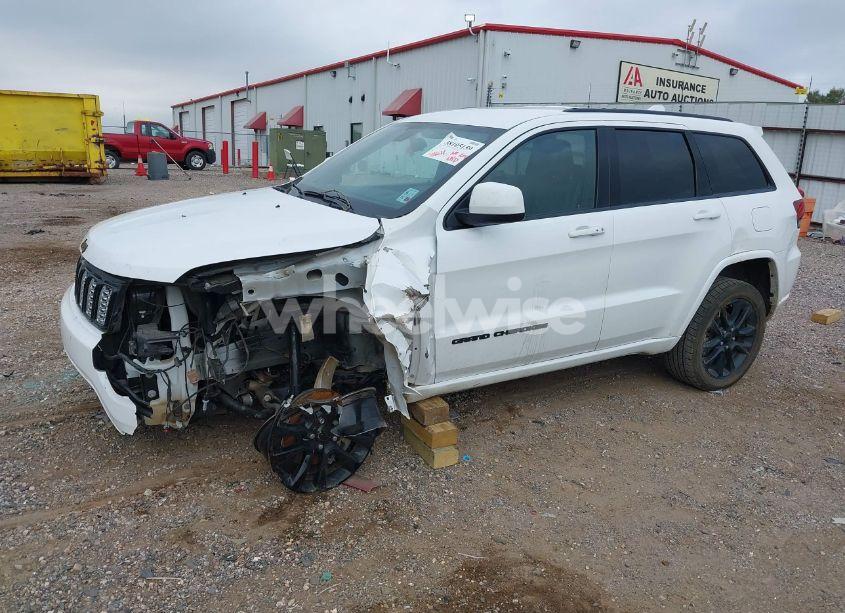 Photo 2 of 2021 Jeep Grand CHEROKEE LAREDO X 4X2 (VIN 1C4RJEAG7MC813353)