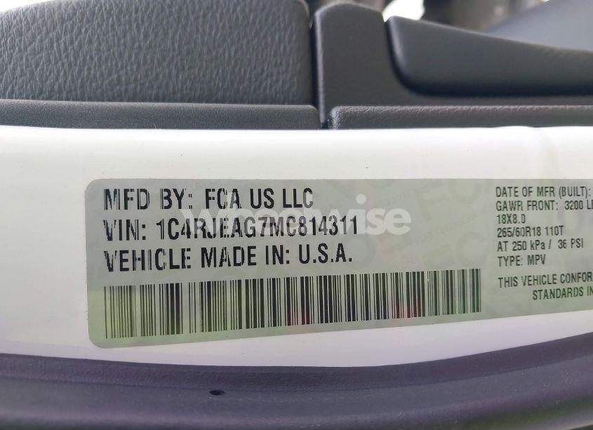 Photo 9 of 2021 Jeep Grand CHEROKEE LAREDO X 4X2 (VIN 1C4RJEAG7MC814311)