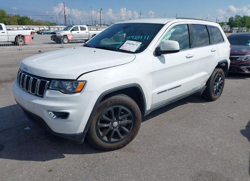 Photo 2 of 2022 Jeep Grand CHEROKEE WK LAREDO X 4X2 (VIN 1C4RJEAG7NC153347)