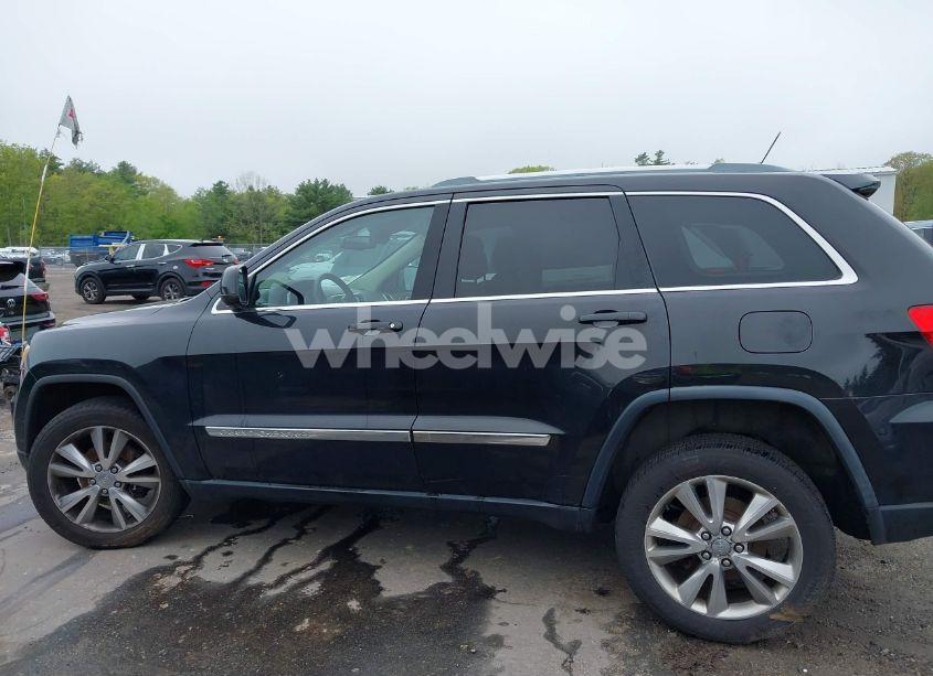 Photo 14 of 2012 Jeep Grand CHEROKEE LAREDO (VIN 1C4RJEAG8CC305326)