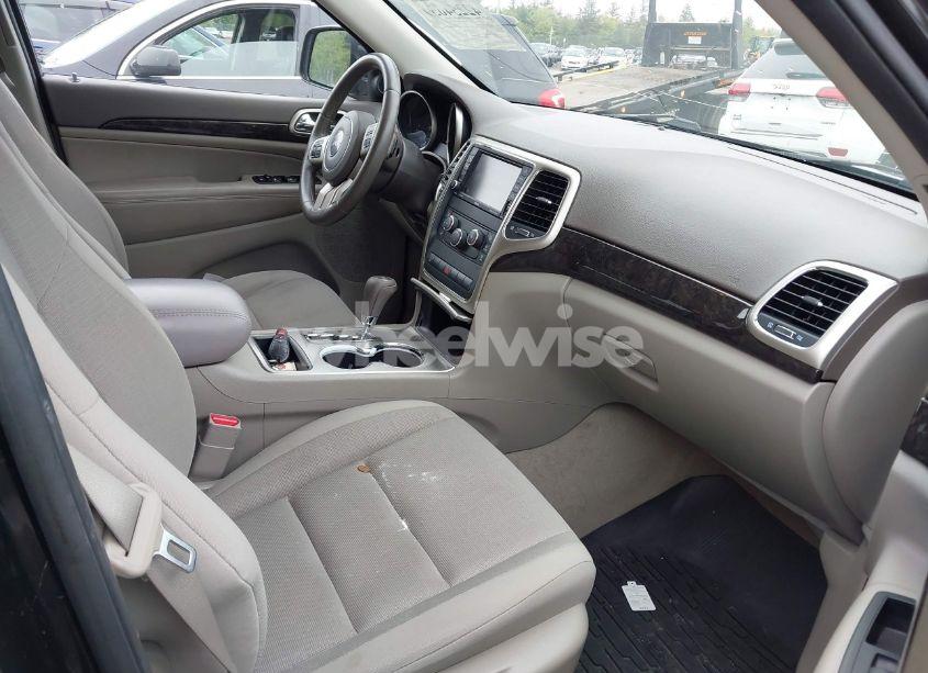 Photo 5 of 2012 Jeep Grand CHEROKEE LAREDO (VIN 1C4RJEAG8CC305326)
