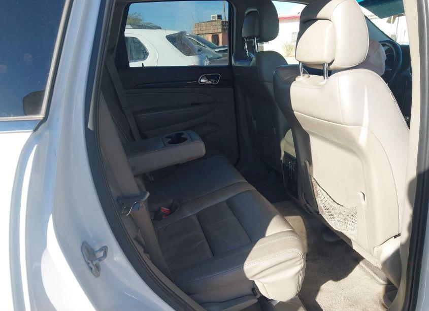 Photo 8 of 2013 Jeep Grand CHEROKEE LAREDO (VIN 1C4RJEAG8DC517287)