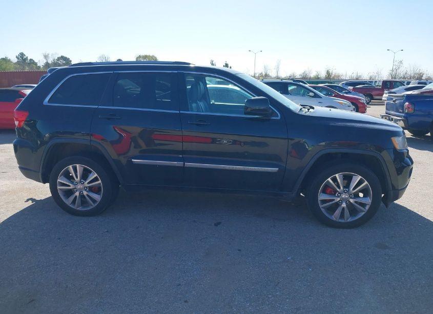 Photo 13 of 2013 Jeep Grand CHEROKEE LAREDO (VIN 1C4RJEAG8DC632567)