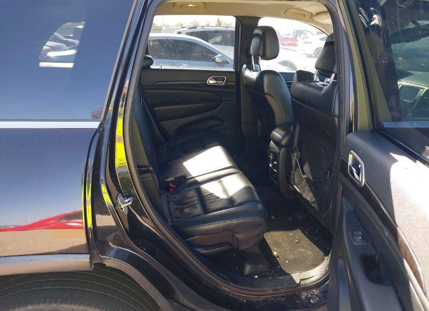 Photo 8 of 2013 Jeep Grand CHEROKEE LAREDO (VIN 1C4RJEAG8DC632567)