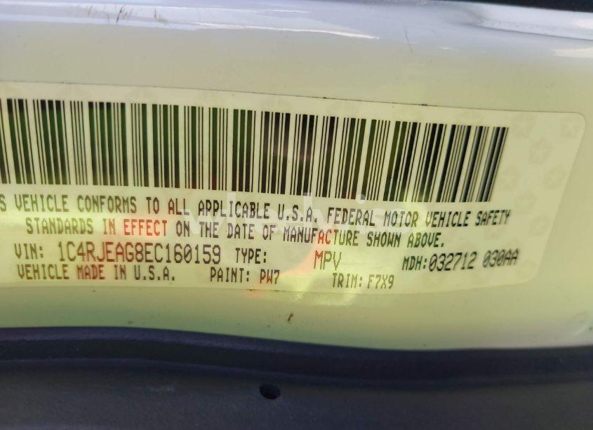 Photo 9 of 2014 Jeep Grand CHEROKEE LAREDO (VIN 1C4RJEAG8EC160159)