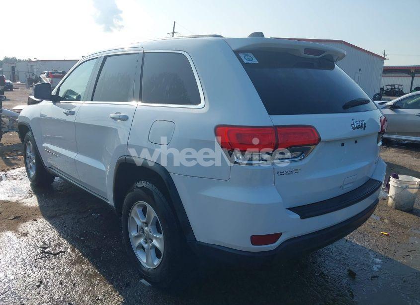 Photo 3 of 2015 Jeep Grand CHEROKEE LAREDO (VIN 1C4RJEAG8FC833842)