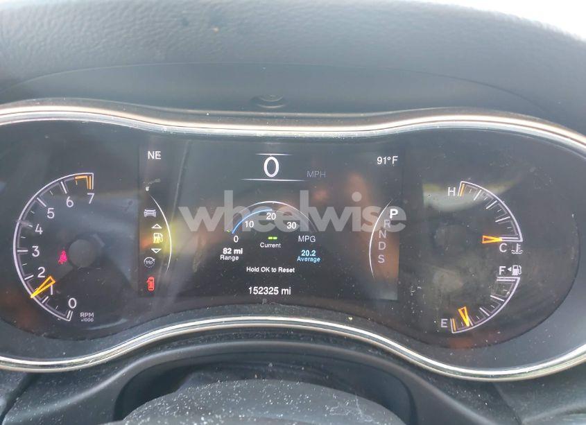 Photo 7 of 2015 Jeep Grand CHEROKEE LAREDO (VIN 1C4RJEAG8FC833842)