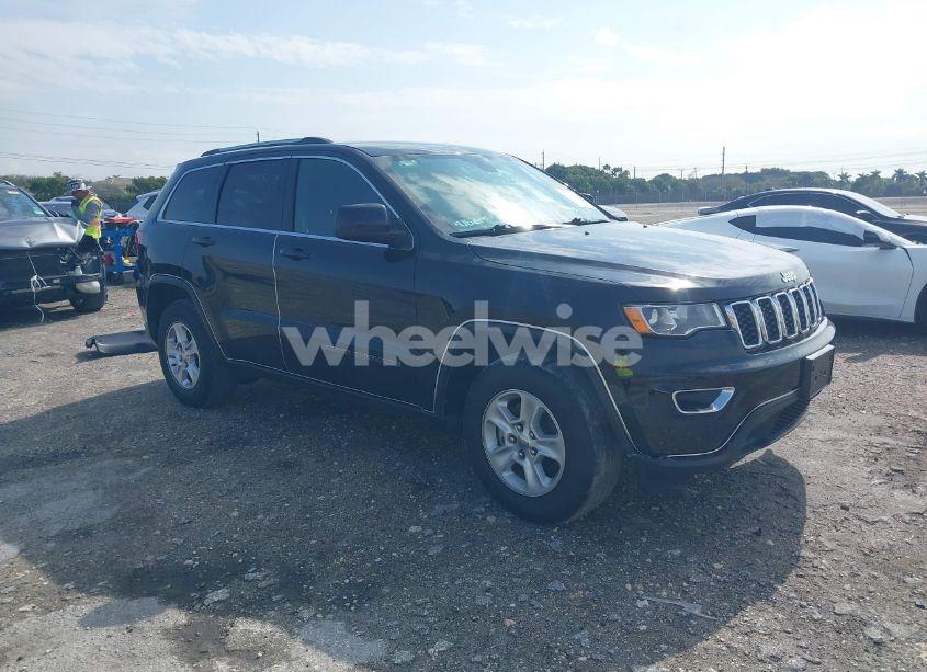 2017 Jeep Grand CHEROKEE LAREDO 4X2 (VIN 1C4RJEAG8HC647382) main photo
