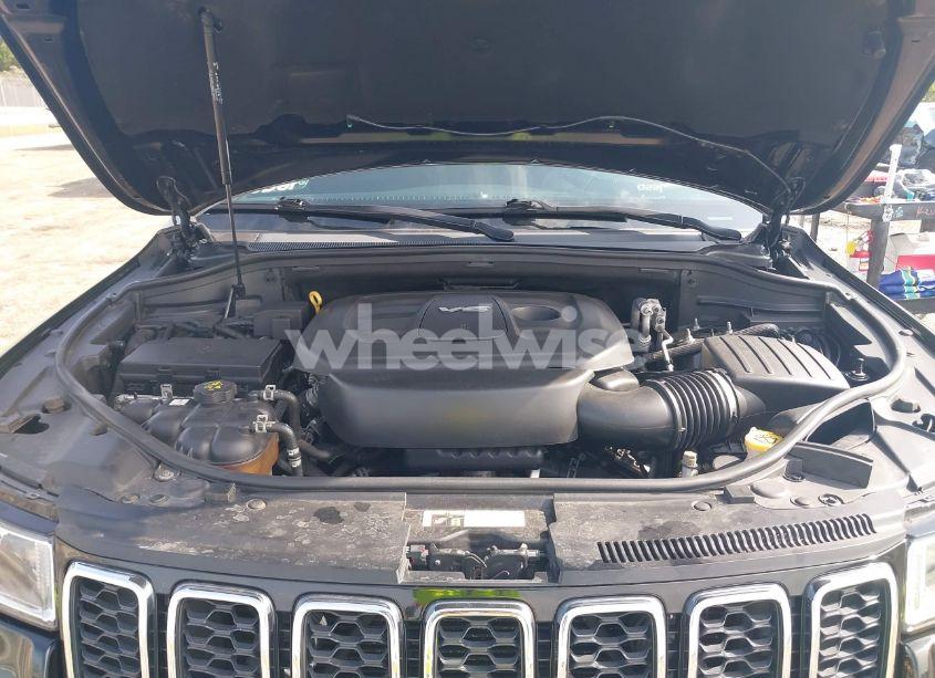 Photo 10 of 2017 Jeep Grand CHEROKEE LAREDO 4X2 (VIN 1C4RJEAG8HC647382)
