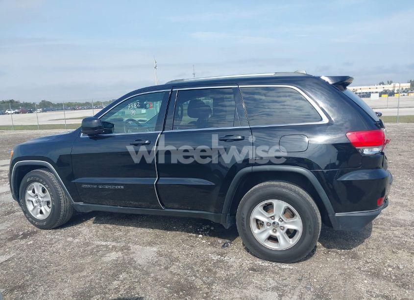 Photo 14 of 2017 Jeep Grand CHEROKEE LAREDO 4X2 (VIN 1C4RJEAG8HC647382)