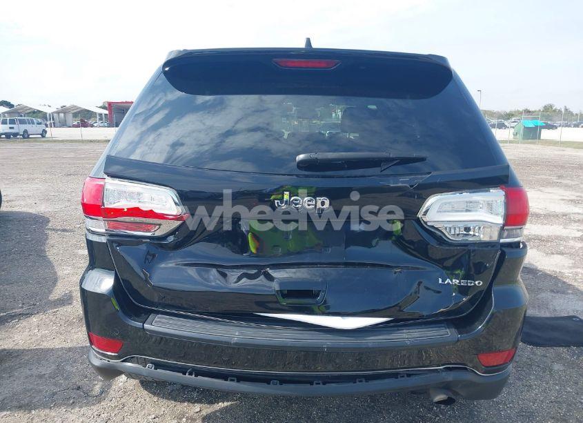 Photo 6 of 2017 Jeep Grand CHEROKEE LAREDO 4X2 (VIN 1C4RJEAG8HC647382)