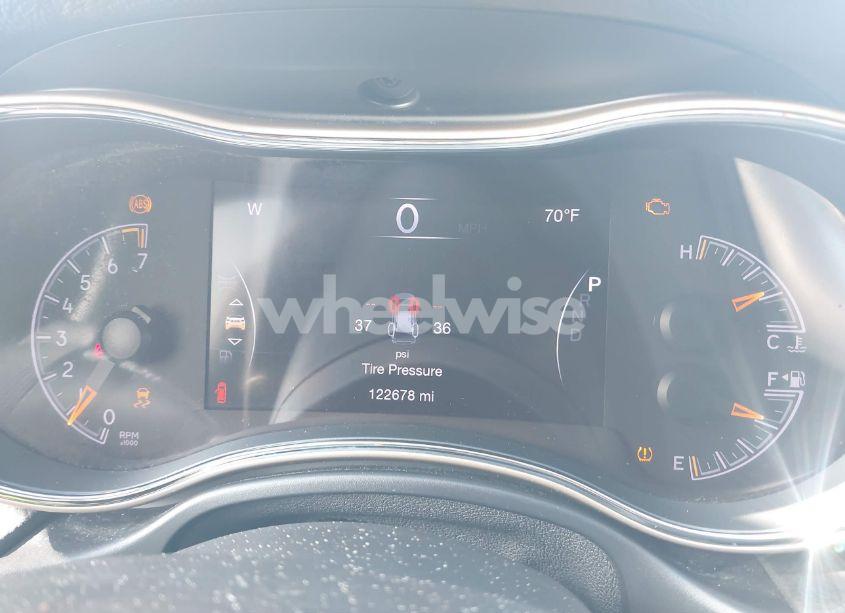 Photo 7 of 2017 Jeep Grand CHEROKEE LAREDO 4X2 (VIN 1C4RJEAG8HC647382)