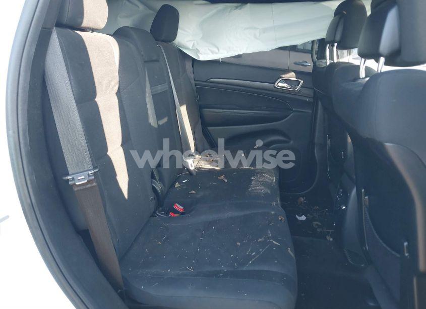 Photo 8 of 2017 Jeep Grand CHEROKEE LAREDO 4X2 (VIN 1C4RJEAG8HC928193)